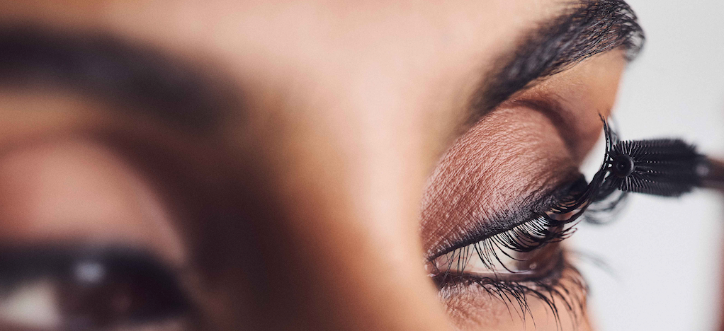 Lash Lift Tubing Mascara - Application